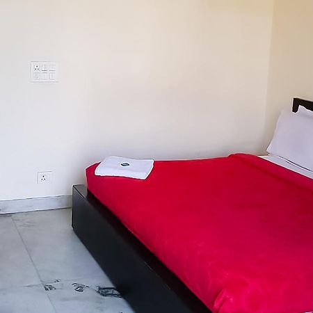 Deluxe Room In Cr Park Нью-Дели Экстерьер фото