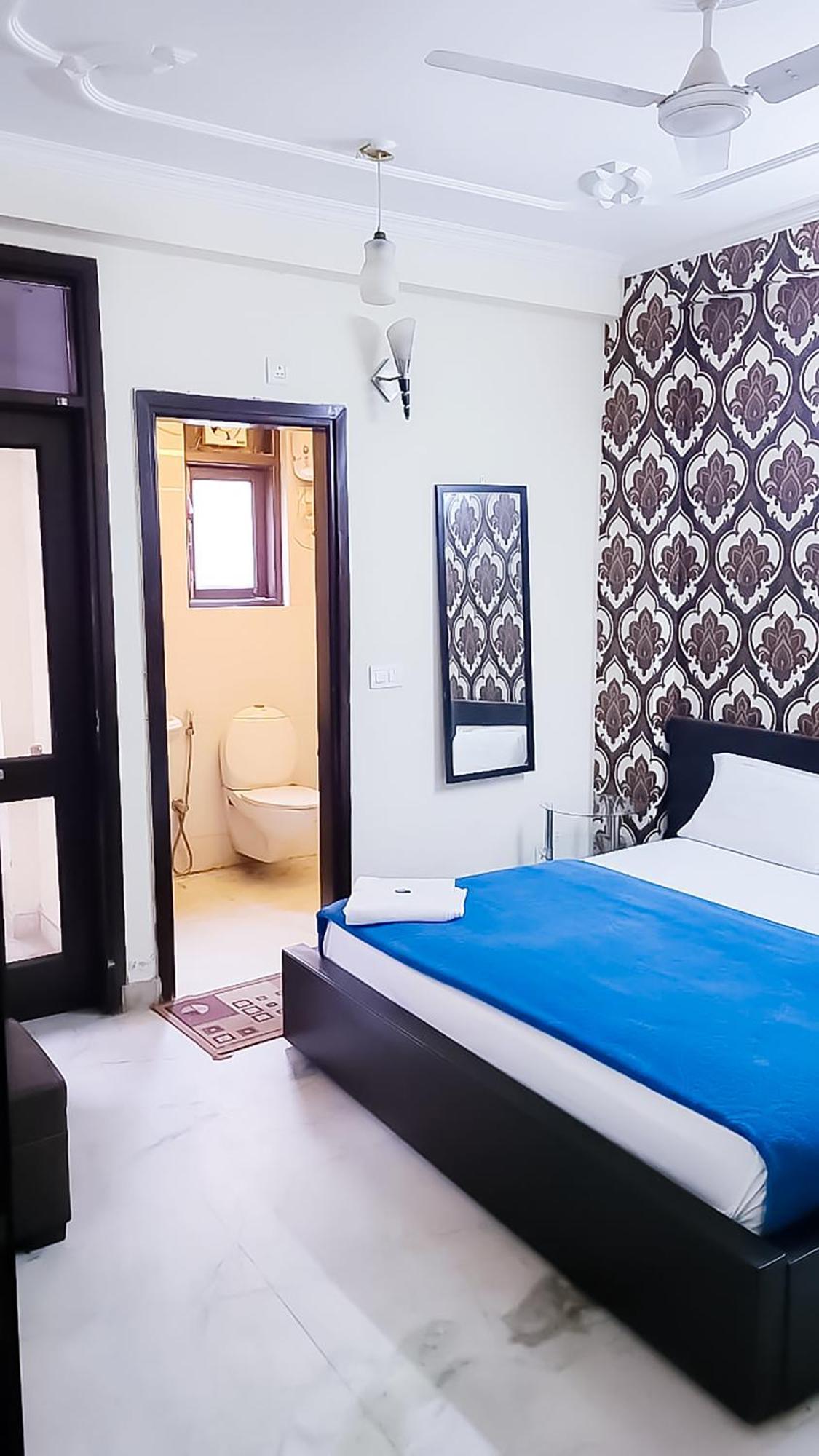 Deluxe Room In Cr Park Нью-Дели Экстерьер фото